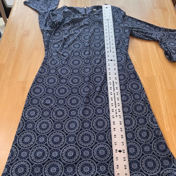 Tommy Hilfiger Bell Sleeve Navy Blue and White Print Dress - Size 10 - Picture 7 of 9
